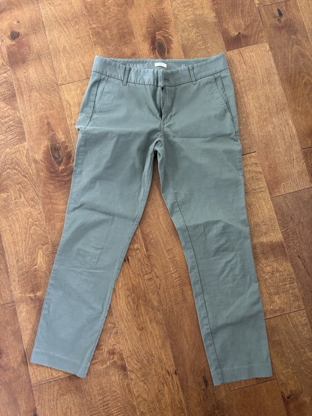 J.Crew Frankie Sage Green Cropped Chino Pants, Size 6